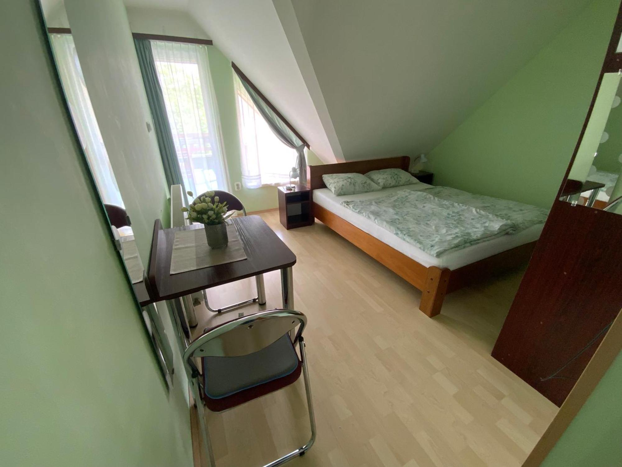 Gosy Apartmanok Шіофок Екстер'єр фото