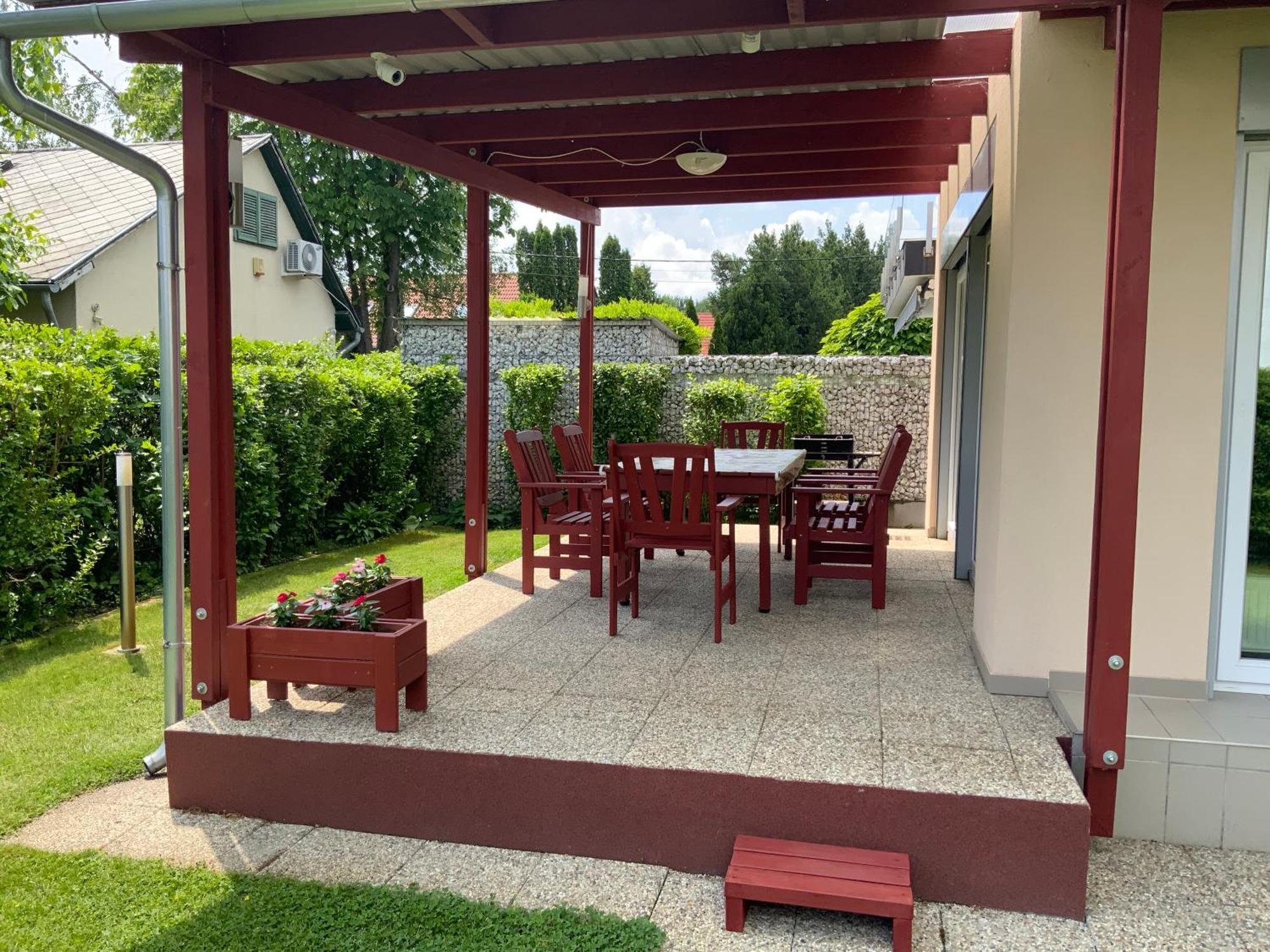 Gosy Apartmanok Шіофок Екстер'єр фото