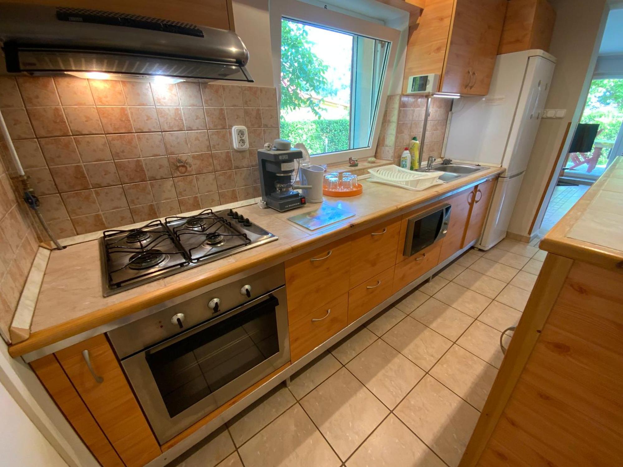 Gosy Apartmanok Шіофок Екстер'єр фото